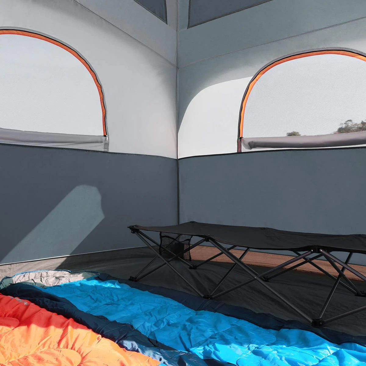 A 6-person waterproof and windproof portable family camping tent, with a double-layer structure, equipped with 1 mesh door and 5 large mesh windows - height of 10 feet × 9 feet × 78 inches (unit: inches)1 pcs