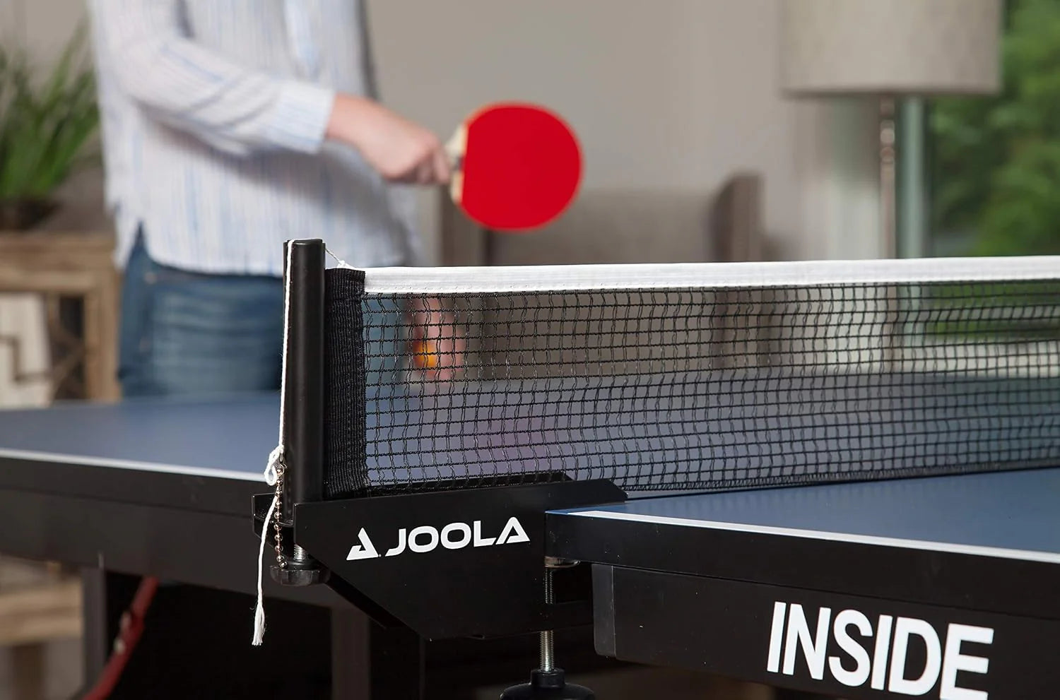 Professional-grade medium-density fiberboard indoor table tennis table, equipped with a quick-locking table tennis net and a stand set - assembled in 10 minutes easily - of high quality - foldable, with a single-player playing mode1 pcs