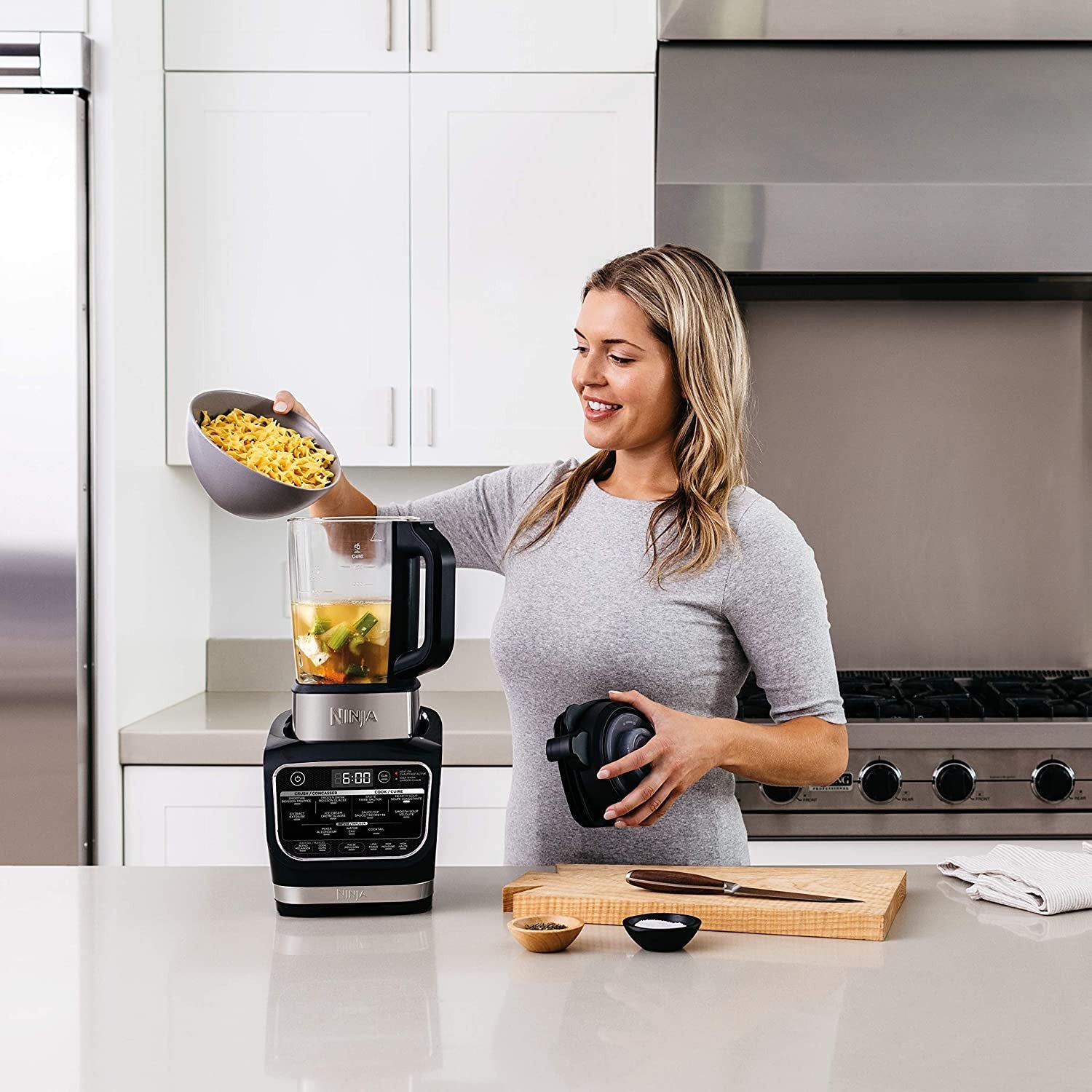 Ninja Foodi Cold & Hot Blender With 1400 Peak Watts Nonstick Glass Pitcher (HB152), 64 oz, Black